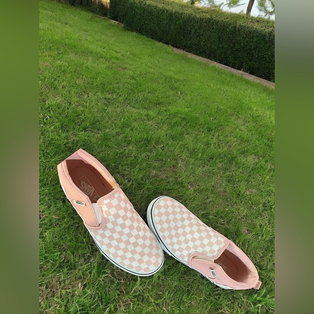 Vans Astro Slip On ✨Pink✨ Sz 5 🆕 w/o tag - - Picture 3 of 8